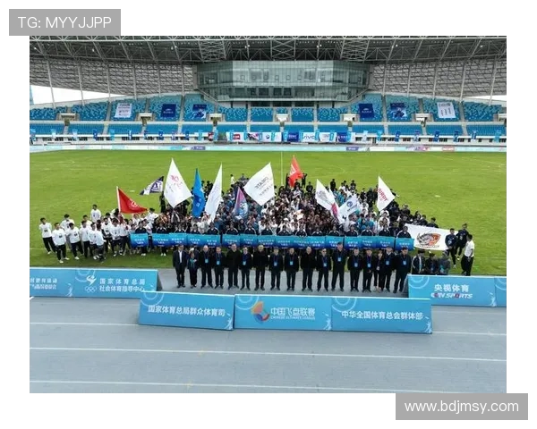 南京飞盘队的成长之路与城市马拉松的激情碰撞 南京飞盘队的成长之路与城市马拉松的激情碰撞