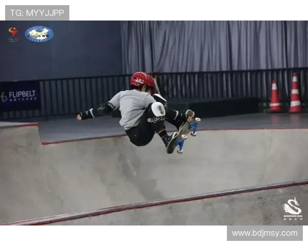 深圳滑板队以73分领跑全国街舞大赛积分榜展现强劲实力 深圳滑板队以73分领跑全国街舞大赛积分榜展现强劲实力