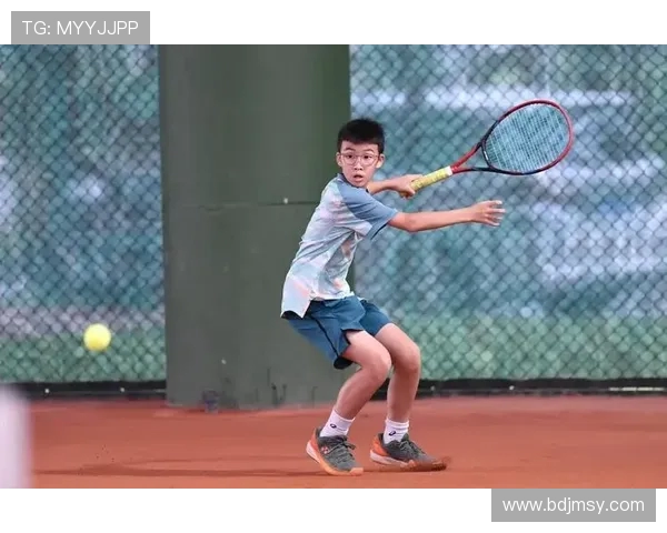 深圳网球队在网球个人能力排行榜中荣获第五名展现实力与潜力 深圳网球队在网球个人能力排行榜中荣获第五名展现实力与潜力