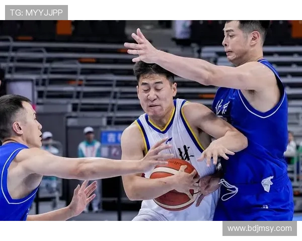 全运会精彩对决辽宁男篮迎战上海队争夺篮球荣耀之巅 全运会精彩对决辽宁男篮迎战上海队争夺篮球荣耀之巅