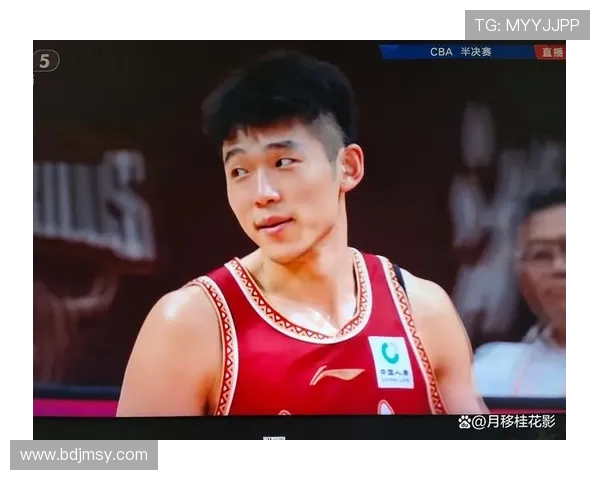 北京国安主场迎战重庆谢场期待精彩对决与球迷热情互动