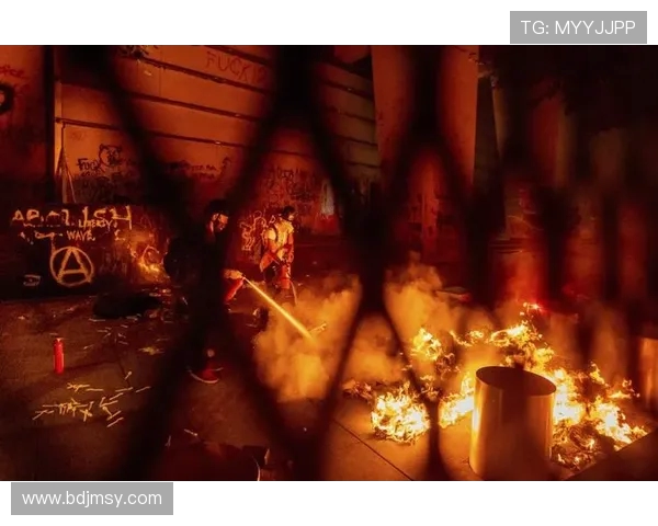 华盛顿与波特兰激战正酣比分揭晓引发球迷热议 华盛顿与波特兰激战正酣比分揭晓引发球迷热议