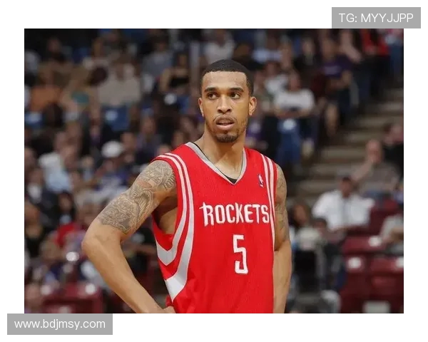 在线直播火箭队对阵黄蜂队精彩赛事全程回顾与分析