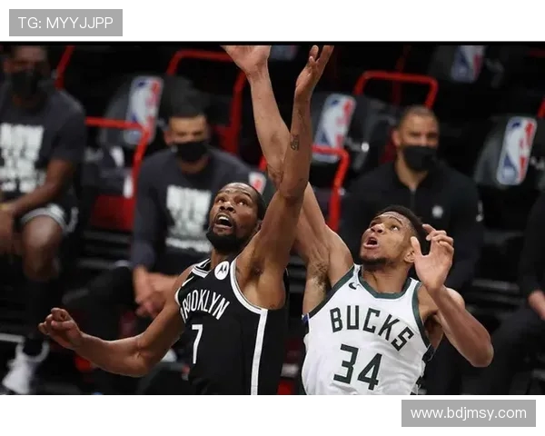 杜兰特与字母哥巅峰对决谁能在赛场上笑到最后