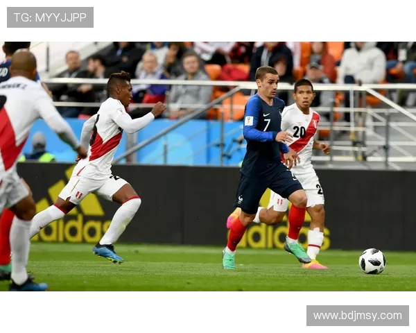 法国与秘鲁比赛中谁将率先开球揭晓比赛前瞻分析