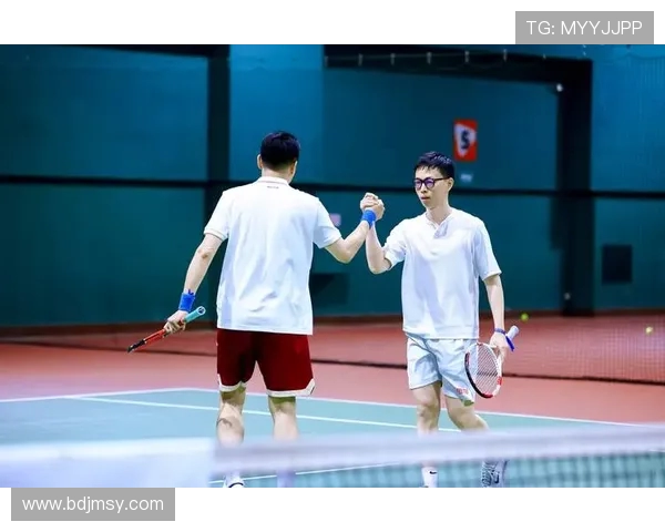 西安网球队的团队协作引发热议背后的争议与反思 西安网球队的团队协作引发热议背后的争议与反思