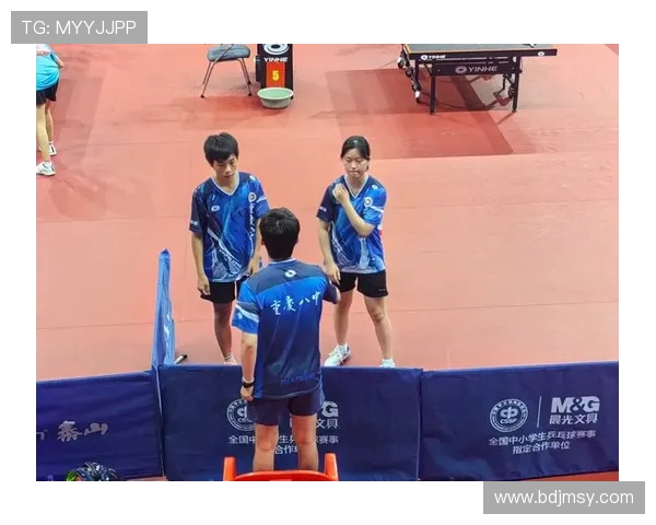 重庆乒乓球队团队协作的独特优势与其他球队的比较分析 重庆乒乓球队团队协作的独特优势与其他球队的比较分析