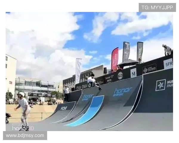 重庆街舞队在极限运动联赛中的默契配合与精彩表现分析