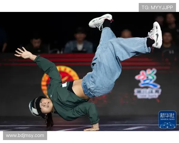 南京街舞队与武汉街舞队赛后复盘探讨力量与技巧的较量与启示 南京街舞队与武汉街舞队赛后复盘探讨力量与技巧的较量与启示